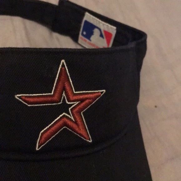 Visor - Picture 2 of 2